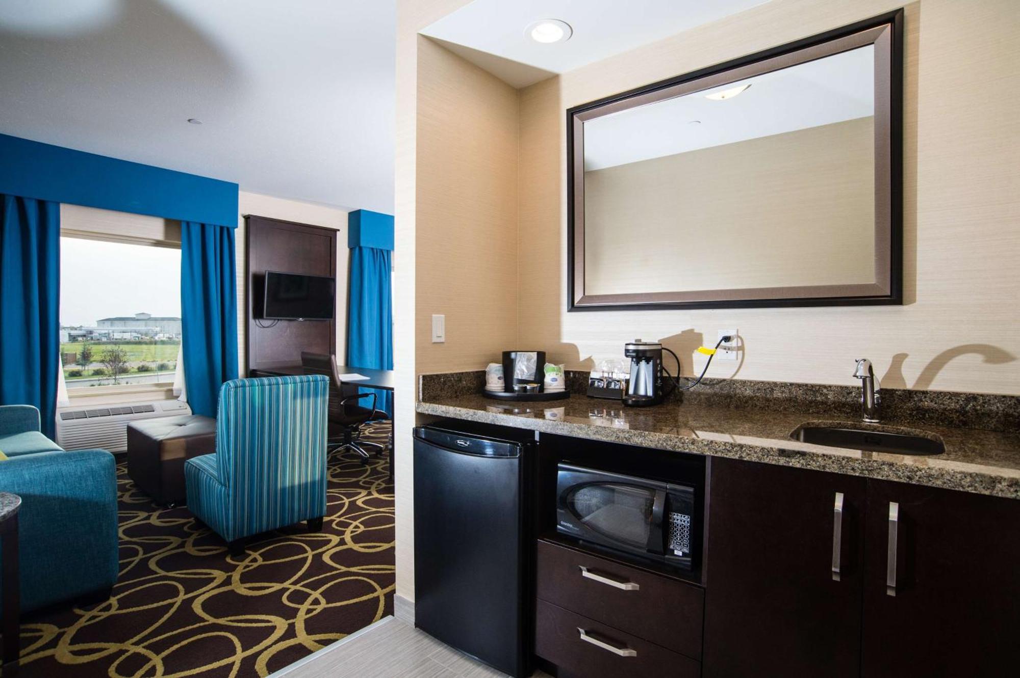 Hampton Inn & Suites East Gate Regina Zewnętrze zdjęcie